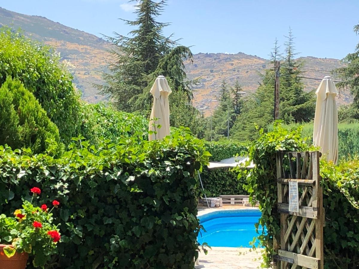 Villa Aurelia - Casa De Campo Con Jardin Y Piscina Entre Madrid Y Segovia Ortigosa del Monte Exterior foto