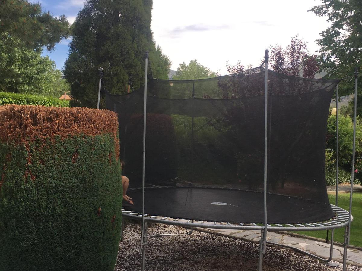 Villa Aurelia - Casa De Campo Con Jardin Y Piscina Entre Madrid Y Segovia Ortigosa del Monte Exterior foto